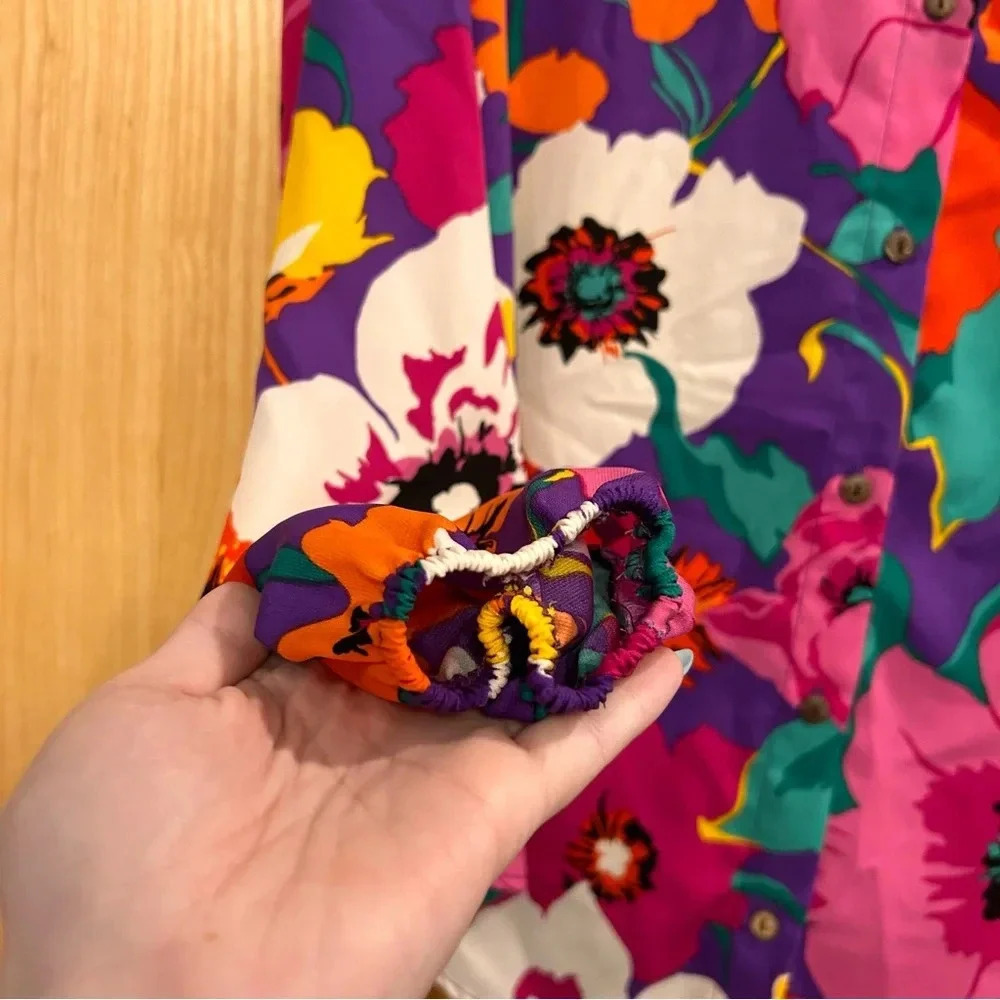 BUCKETLIST Floral Button Up Blouse - Picture 7 of 10